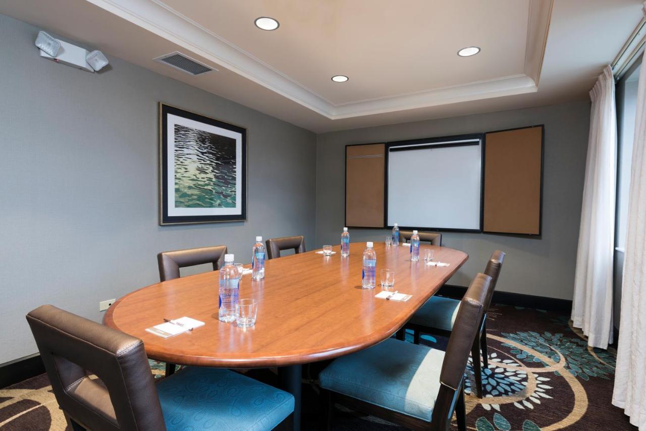 Staybridge Suites Chicago-Oakbrook Terrace By Ihg Bagian luar foto